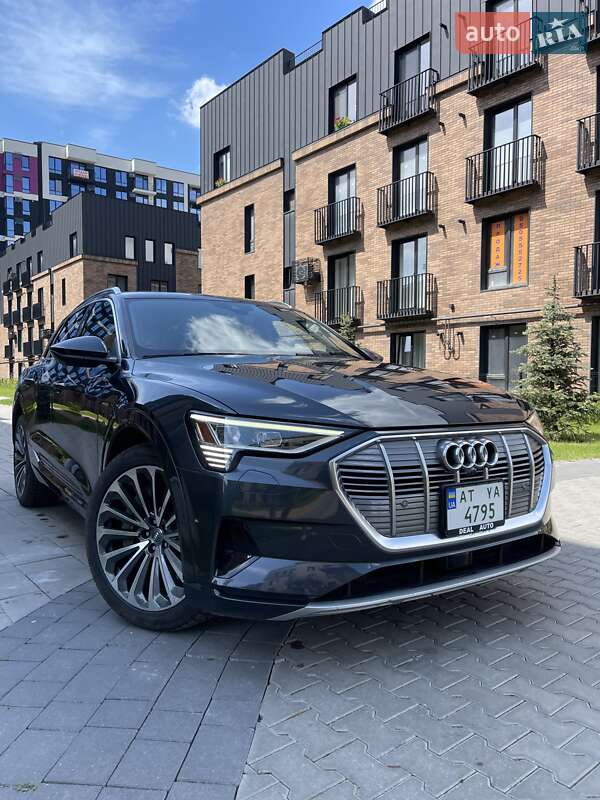 Позашляховик / Кросовер Audi e-tron 2019 в Івано-Франківську