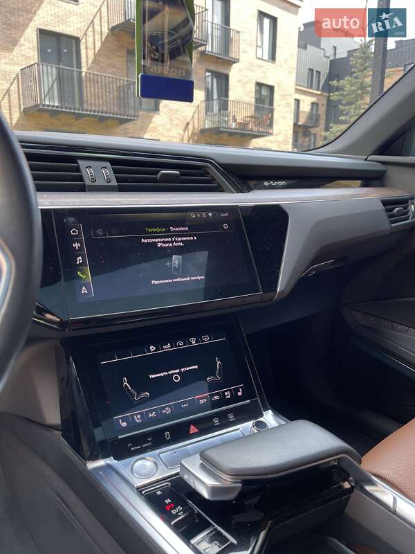 Позашляховик / Кросовер Audi e-tron 2019 в Івано-Франківську