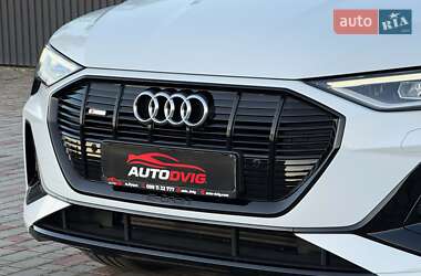 Внедорожник / Кроссовер Audi e-tron 2020 в 
