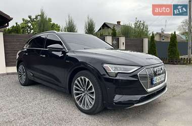 Позашляховик / Кросовер Audi e-tron 2019 в Вінниці