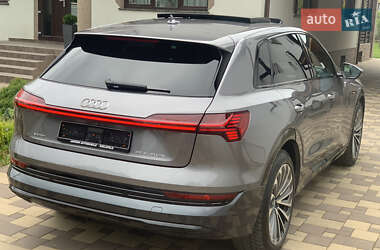 Позашляховик / Кросовер Audi e-tron 2020 в 