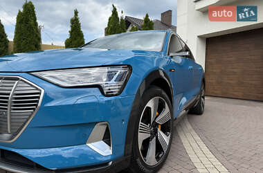 Внедорожник / Кроссовер Audi e-tron 2019 в 