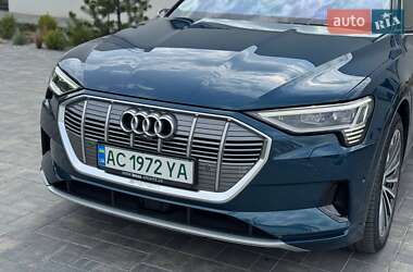 Внедорожник / Кроссовер Audi e-tron 2019 в 