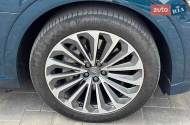 Внедорожник / Кроссовер Audi e-tron 2019 в 