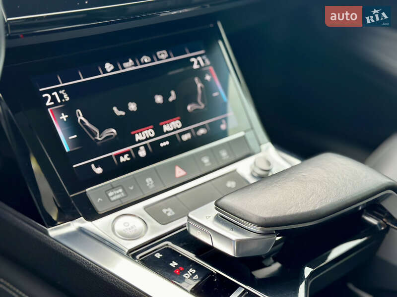Внедорожник / Кроссовер Audi e-tron 2019 в Одессе