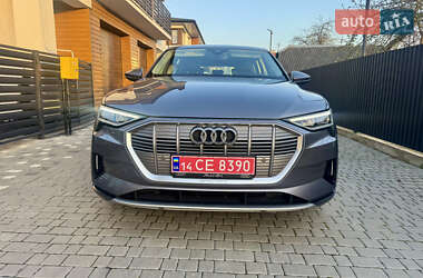 Внедорожник / Кроссовер Audi e-tron 2020 в 