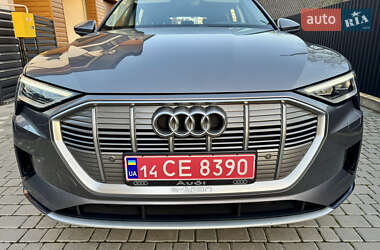 Внедорожник / Кроссовер Audi e-tron 2020 в 