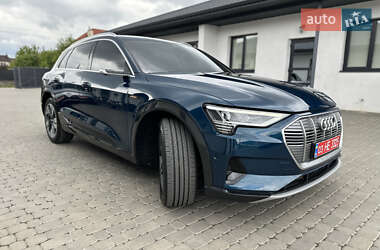 Внедорожник / Кроссовер Audi e-tron 2019 в 