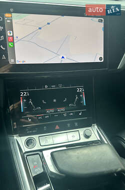 Внедорожник / Кроссовер Audi e-tron 2020 в 