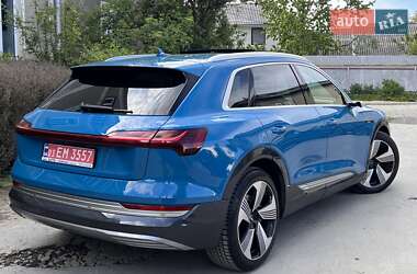 Внедорожник / Кроссовер Audi e-tron 2019 в 