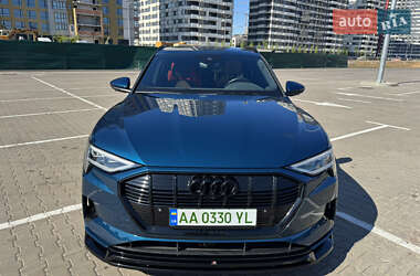 Внедорожник / Кроссовер Audi e-tron 2019 в 