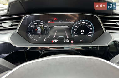 Внедорожник / Кроссовер Audi e-tron 2021 в 
