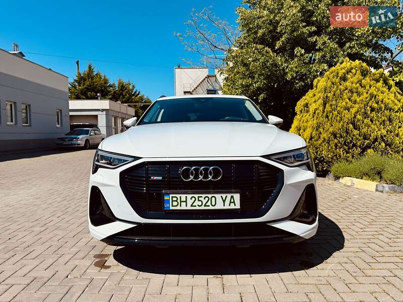 Внедорожник / Кроссовер Audi e-tron 2021 в Одессе
