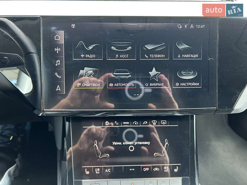 Позашляховик / Кросовер Audi e-tron 2022 в Києві
