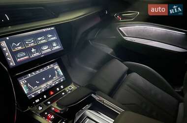 Позашляховик / Кросовер Audi e-tron 2021 в Києві