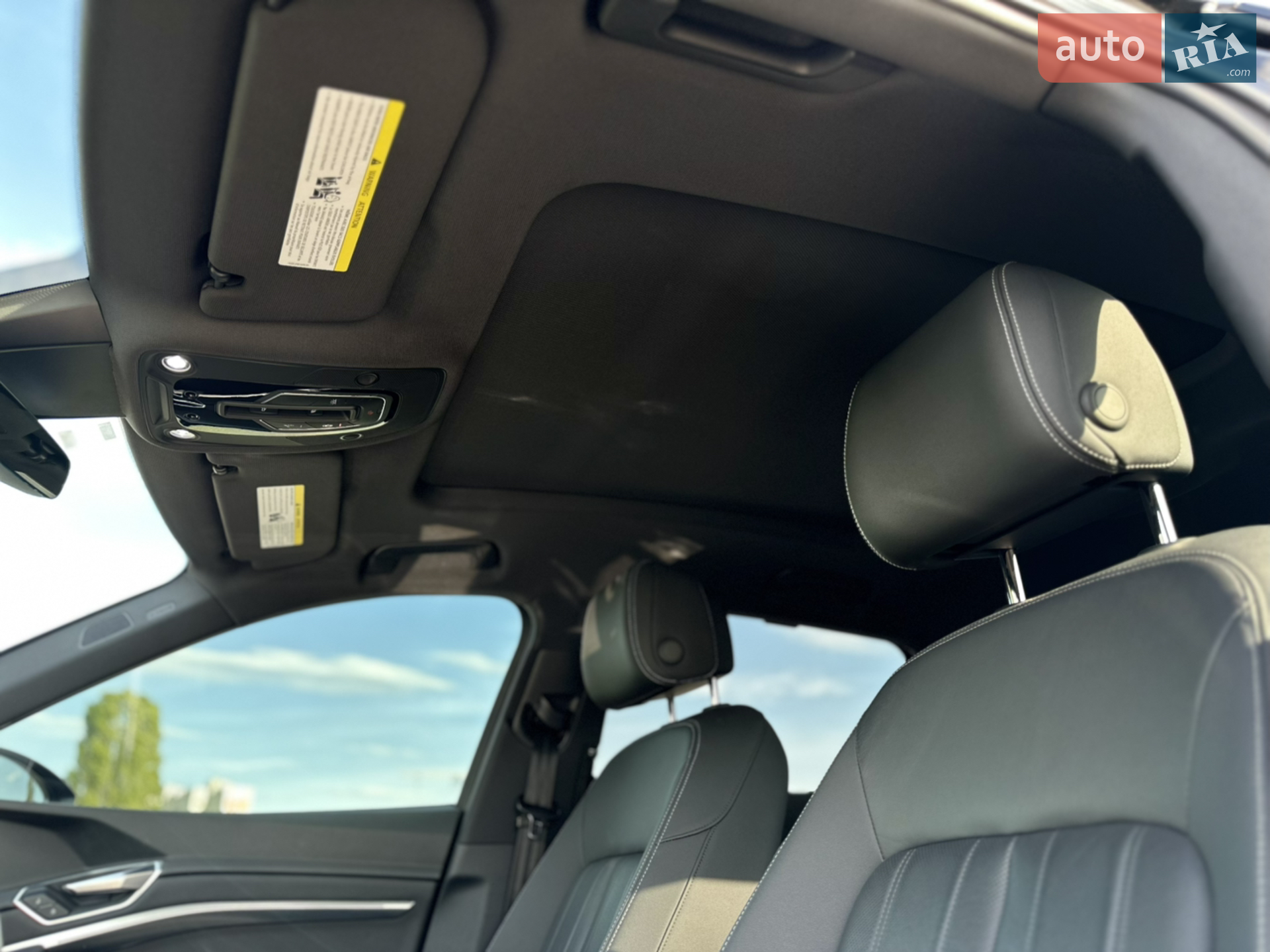 2019 Audi e-tron - мініатюра 20