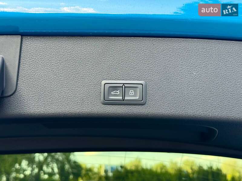 Внедорожник / Кроссовер Audi e-tron 2019 в Киеве фото 20 Внедорожник / Кроссовер Audi e-tron 2019 в Киеве