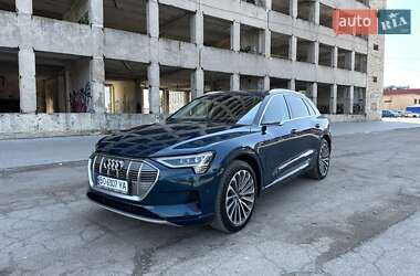 Позашляховик / Кросовер Audi e-tron 2019 в Тернополі