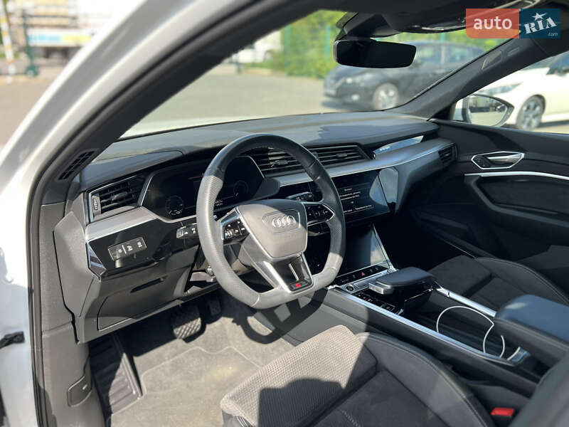Внедорожник / Кроссовер Audi e-tron 2021 в Виннице