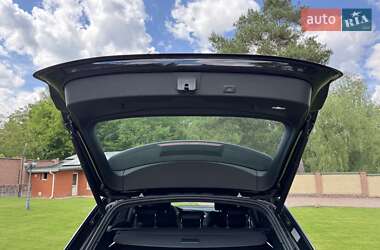 Внедорожник / Кроссовер Audi e-tron 2019 в 
