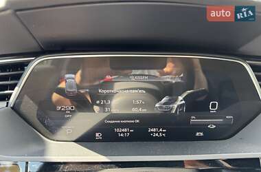Внедорожник / Кроссовер Audi e-tron 2019 в 