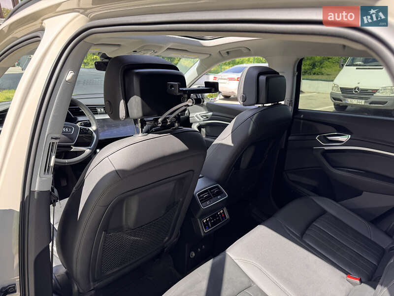 Внедорожник / Кроссовер Audi e-tron 2021 в Одессе
