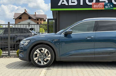 Внедорожник / Кроссовер Audi e-tron 2020 в 