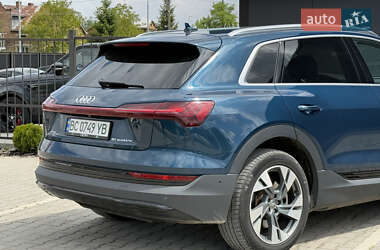 Внедорожник / Кроссовер Audi e-tron 2020 в 