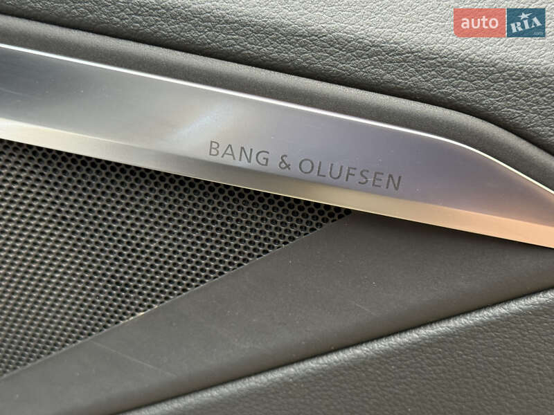 Внедорожник / Кроссовер Audi e-tron 2019 в Тячеве