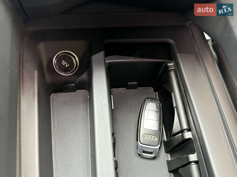 Внедорожник / Кроссовер Audi e-tron 2019 в Тячеве