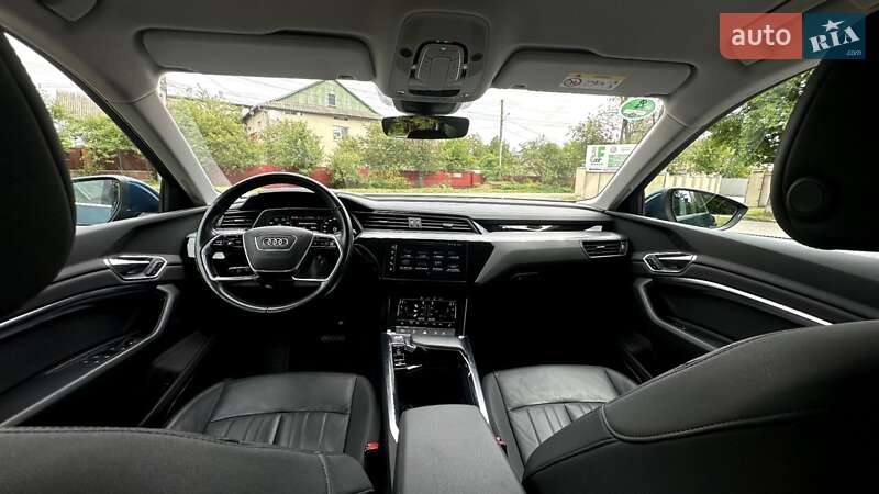 Внедорожник / Кроссовер Audi e-tron 2019 в Черновцах