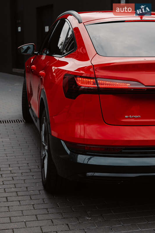 Внедорожник / Кроссовер Audi e-tron 2021 в Львове