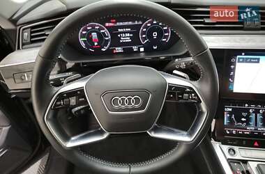 Внедорожник / Кроссовер Audi e-tron 2020 в 