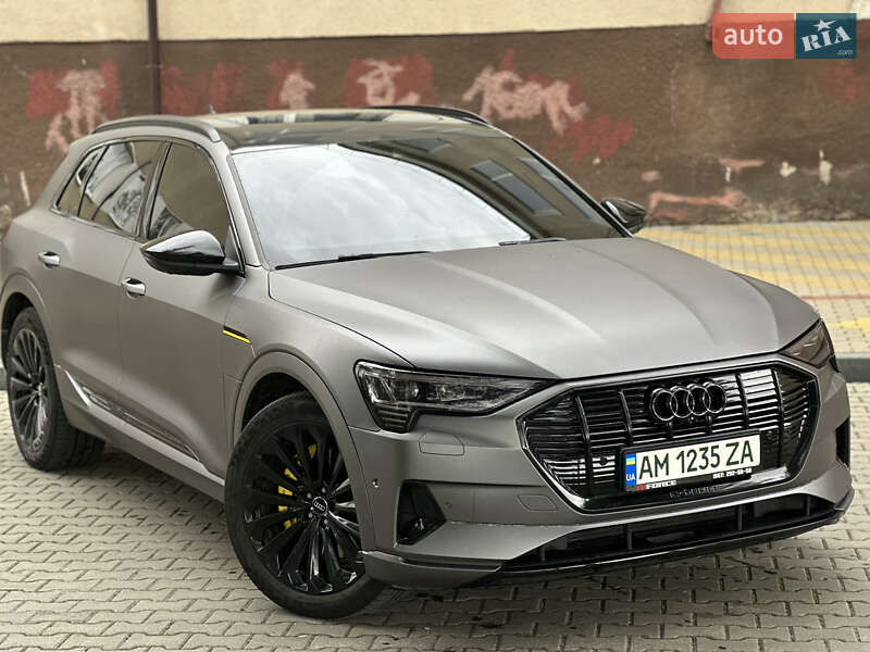 Внедорожник / Кроссовер Audi e-tron 2019 в Звягеле