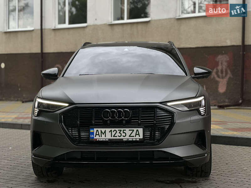 Внедорожник / Кроссовер Audi e-tron 2019 в Звягеле