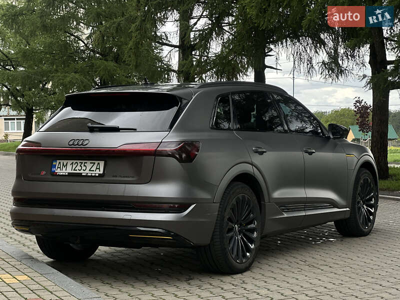 Внедорожник / Кроссовер Audi e-tron 2019 в Звягеле