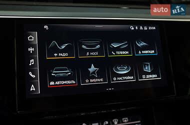 Внедорожник / Кроссовер Audi e-tron 2023 в 