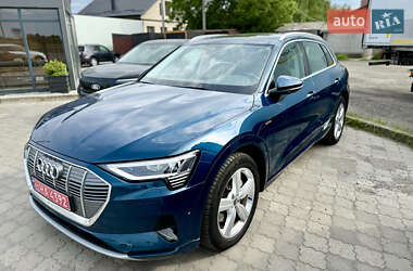 Позашляховик / Кросовер Audi e-tron 2020 в Дніпрі