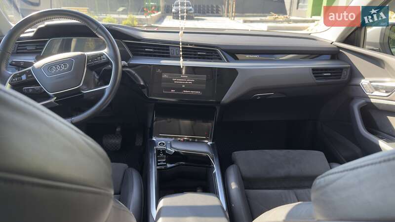 Позашляховик / Кросовер Audi e-tron 2020 в Тернополі