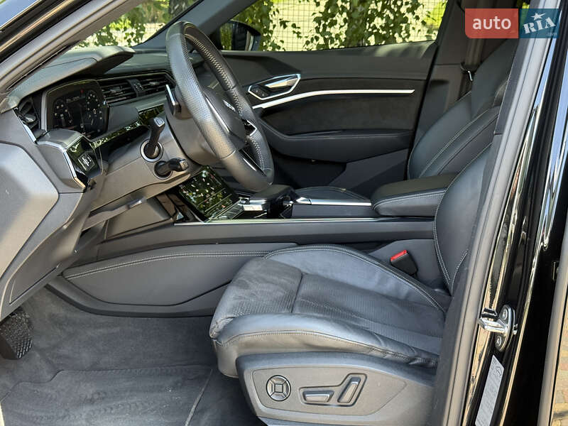 Внедорожник / Кроссовер Audi e-tron 2019 в Дрогобыче фото 21 Внедорожник / Кроссовер Audi e-tron 2019 в Дрогобыче