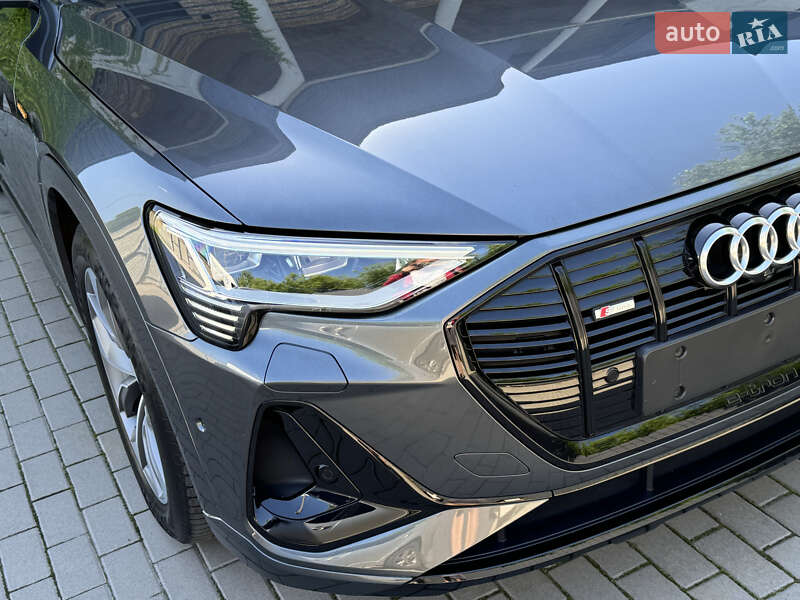 Внедорожник / Кроссовер Audi e-tron 2021 в Киеве фото 6 Внедорожник / Кроссовер Audi e-tron 2021 в Киеве