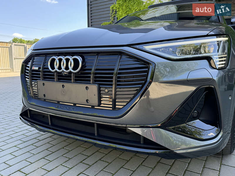 Внедорожник / Кроссовер Audi e-tron 2021 в Киеве фото 9 Внедорожник / Кроссовер Audi e-tron 2021 в Киеве