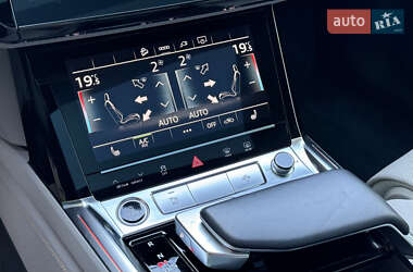 Внедорожник / Кроссовер Audi e-tron 2021 в 