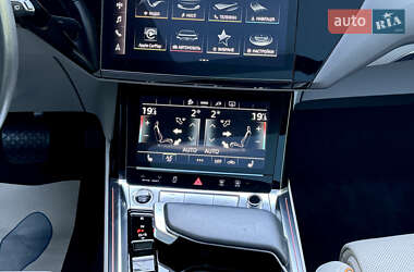 Внедорожник / Кроссовер Audi e-tron 2021 в 