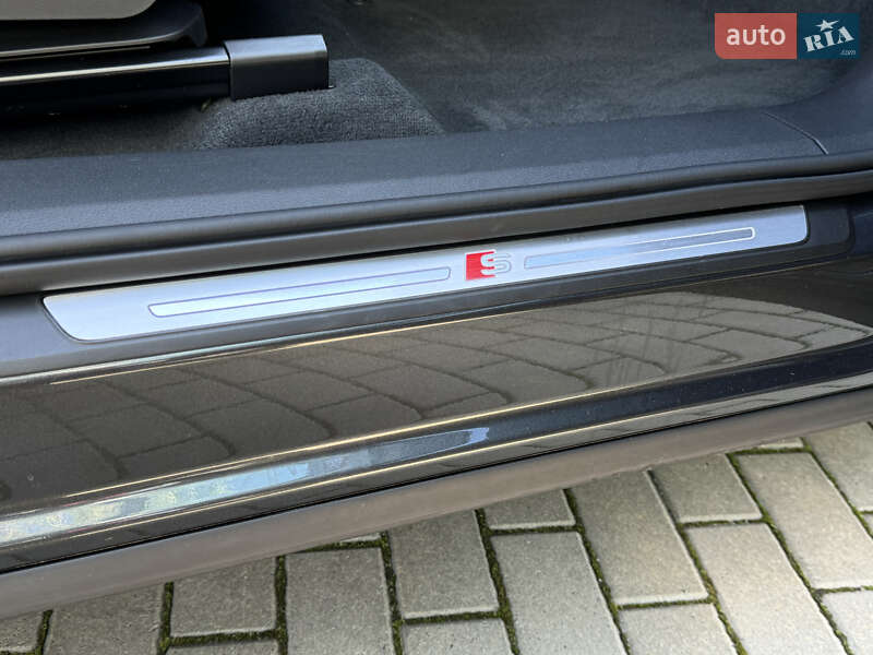 Внедорожник / Кроссовер Audi e-tron 2021 в Киеве фото 96 Внедорожник / Кроссовер Audi e-tron 2021 в Киеве