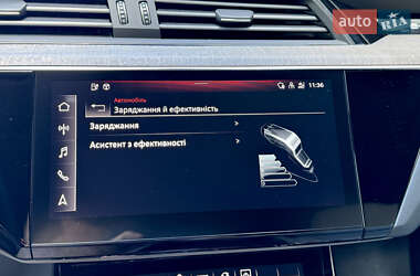Внедорожник / Кроссовер Audi e-tron 2021 в 