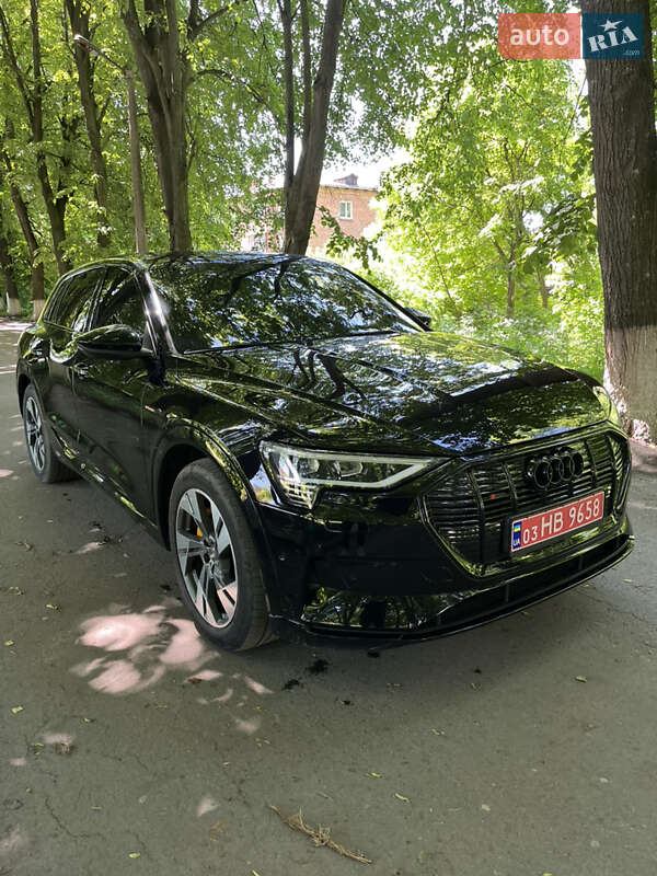 Внедорожник / Кроссовер Audi e-tron 2020 в Виннице