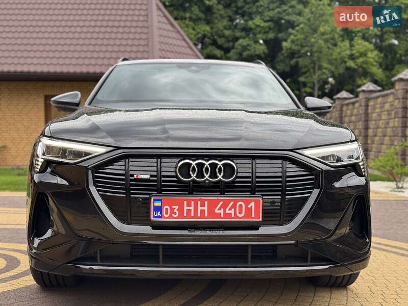 Внедорожник / Кроссовер Audi e-tron 2022 в Луцке