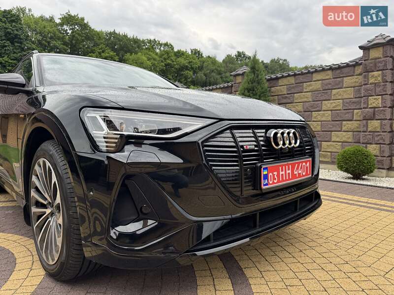 Внедорожник / Кроссовер Audi e-tron 2022 в Луцке