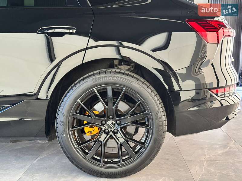 Внедорожник / Кроссовер Audi e-tron 2022 в Львове фото 13 Внедорожник / Кроссовер Audi e-tron 2022 в Львове